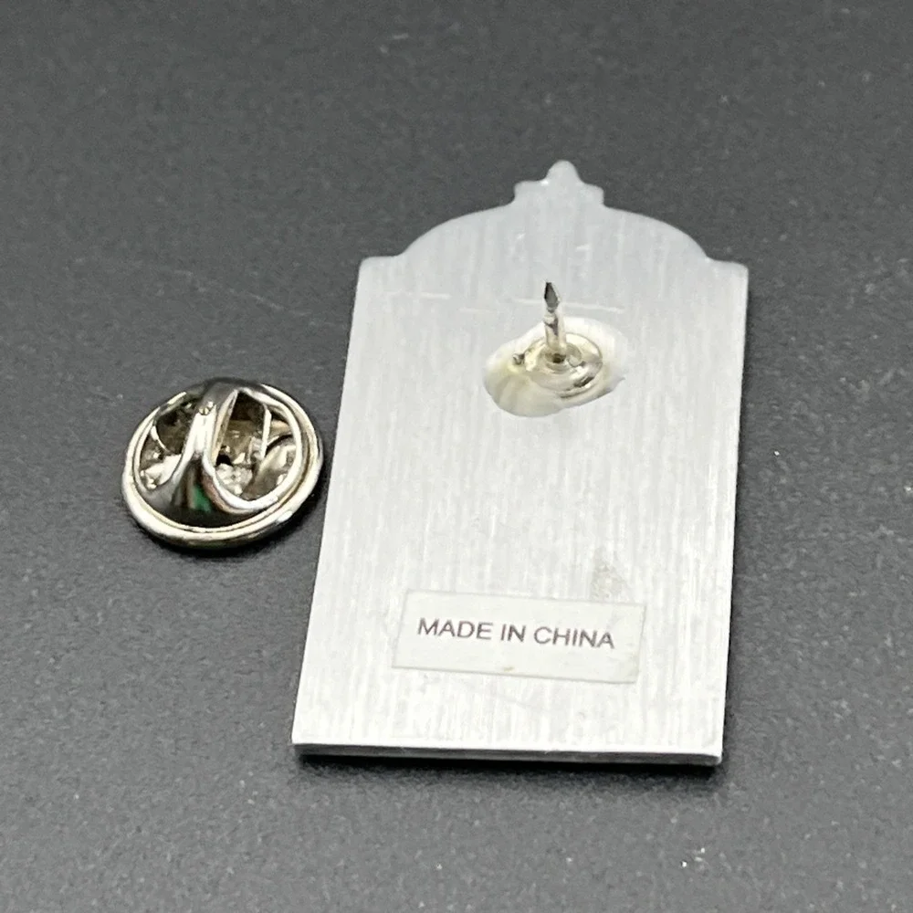 The Seattle Mariners Jamie Moyer 25th Anniversary Baseball Team Lapel‎ Hat Pin